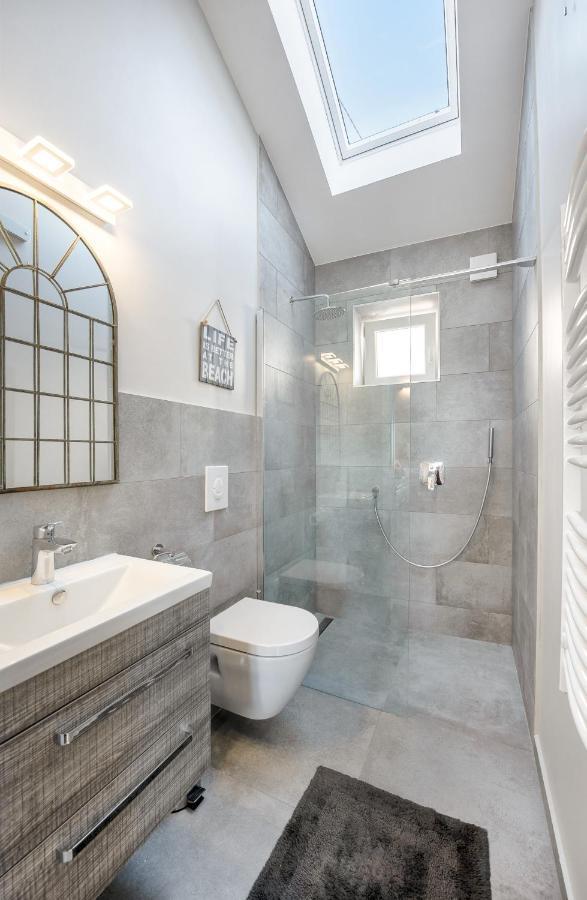 Jully Apartment With Swimming Pool Babino Polje 外观 照片